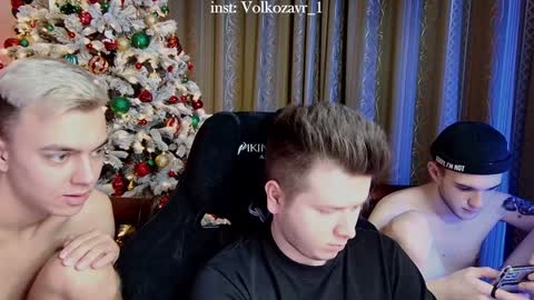 AlexDimaIgor online show from December 22, 8:36 pm