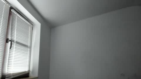 alfiesolomons87 online show from November 18, 9:25 am