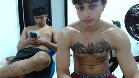 Snapshot of alfred_cantillo chatting on June 5, 10:32 am alfred_cantillo online show from June 5, 10:32 am