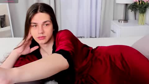 Snapshot of alfred_jones chatting on November 5, 10:37 am Alfreda online show from November 5, 10:37 am