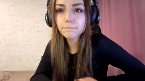 Snapshot of alfrediamordino chatting on October 16, 12:39 pm Alice online show from October 16, 12:39 pm