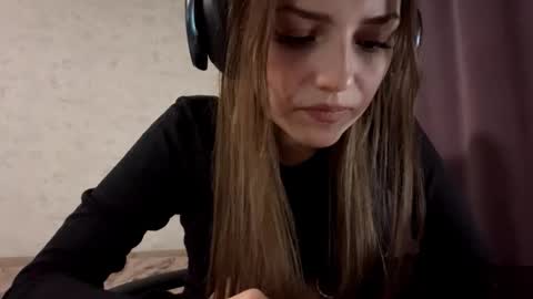 Snapshot of alfrediamordino chatting on October 18, 10:32 pm Alice online show from October 18, 10:32 pm