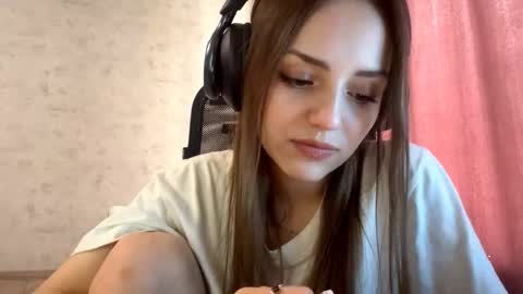 Snapshot of alfrediamordino chatting on October 20, 9:10 am Alice online show from October 20, 9:10 am