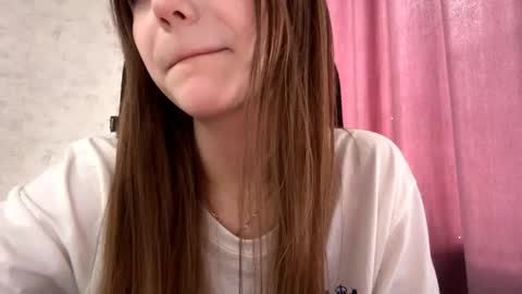 Snapshot of alfrediamordino chatting on October 26, 9:48 am Alice online show from October 26, 9:48 am