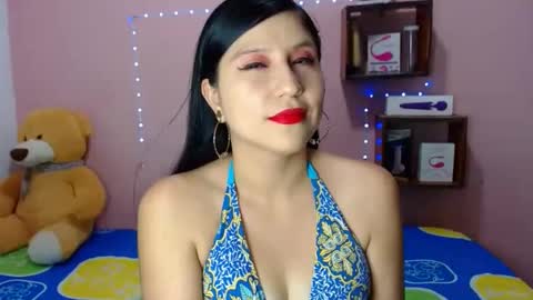 Snapshot of ali_squirt chatting on October 1, 10:27 pm alixia online show from October 1, 10:27 pm
