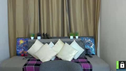 Alianna online show from November 19, 6:35 am