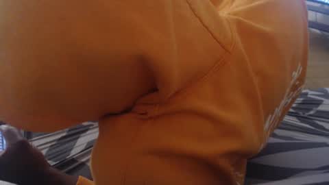 Snapshot of aliasallday chatting on December 8, 10:14 pm Alias online show from December 8, 10:14 pm