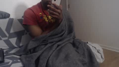 Snapshot of aliasallday chatting on January 29, 2:51 am Alias online show from January 29, 2:51 am