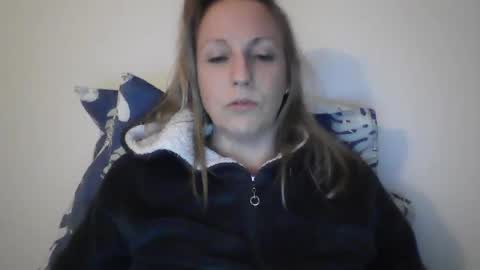 Snapshot of alice8363 chatting on December 20, 5:29 pm Alice online show from December 20, 5:29 pm