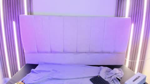alice_26__ online show from July 9, 8:35 pm
