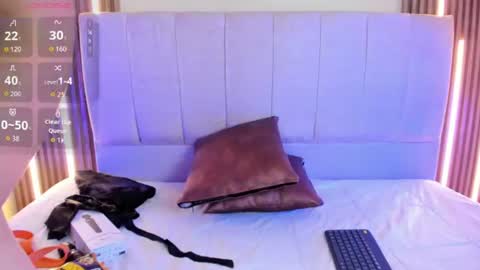 alice_26__ online show from July 30, 7:57 pm
