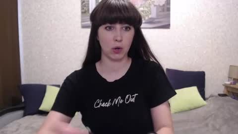 Snapshot of alice_59 chatting on June 27, 1:28 pm alice_59 online show from June 27, 1:28 pm