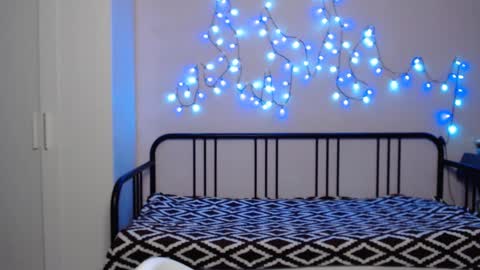 Alice online show from December 1, 10:53 pm