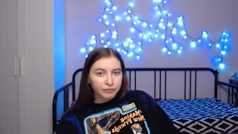 Alice online show from December 4, 7:23 pm