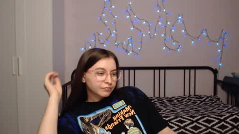 Alice online show from December 12, 1:53 am