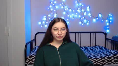 Alice online show from January 12, 4:40 pm