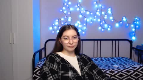 Alice online show from January 15, 6:08 pm