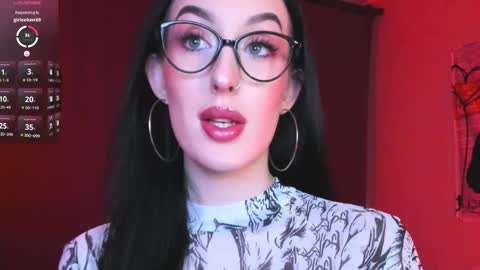 Snapshot of alice___mistress chatting on February 16, 7:49 pm Miss Alice online show from February 16, 7:49 pm