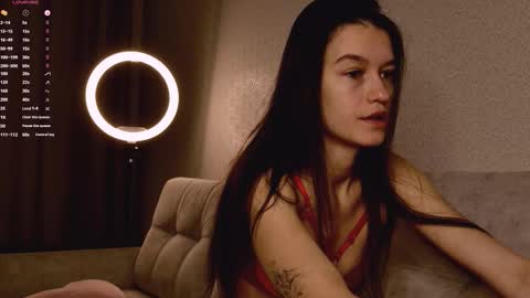 Snapshot of alice__grace_ chatting on October 19, 9:48 pm your Alice online show from October 19, 9:48 pm