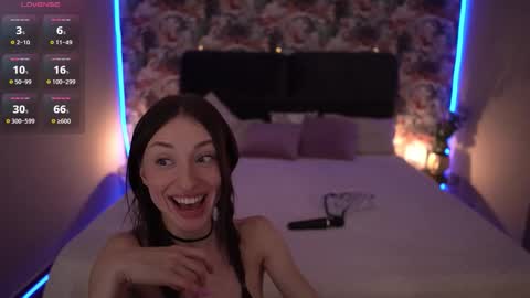 Alice online show from November 20, 3:34 pm