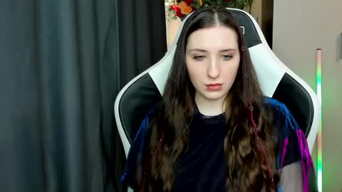 Alice online show from May 18, 12:33 pm