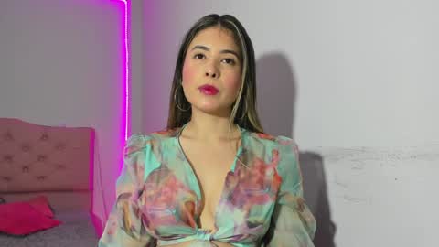 Snapshot of alice_cespedes chatting on February 3, 10:21 pm alice_cespedes online show from February 3, 10:21 pm