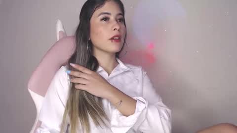 Snapshot of alice_cespedes chatting on October 16, 10:11 pm alice_cespedes online show from October 16, 10:11 pm