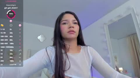 Snapshot of alice_cutes chatting on February 27, 5:34 am Alice online show from February 27, 5:34 am