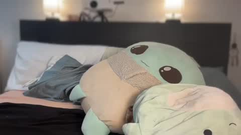 Snapshot of alice_erotica chatting on November 17, 10:48 pm alice erotica online show from November 17, 10:48 pm