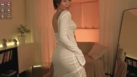 Snapshot of alice_eva chatting on November 18, 1:15 pm alice_eva online show from November 18, 1:15 pm