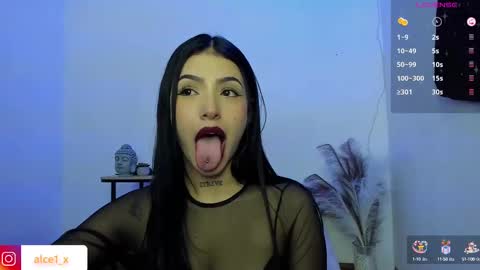 Snapshot of alice_fox___ chatting on February 27, 8:28 am Manuela online show from February 27, 8:28 am