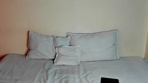 Snapshot of alice_fox___ chatting on July 2, 6:08 am Manuela online show from July 2, 6:08 am