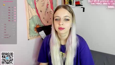 alice_halle online show from December 17, 6:30 am