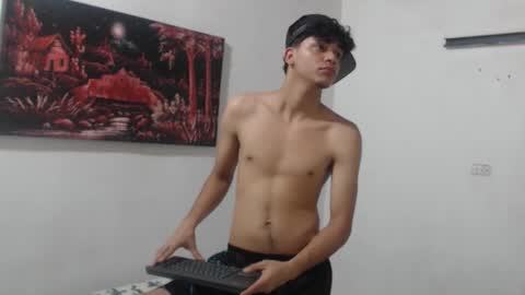 Snapshot of alice_julls chatting on September 27, 7:52 pm alice online show from September 27, 7:52 pm