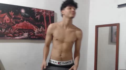 alice online show from October 25, 10:37 pm