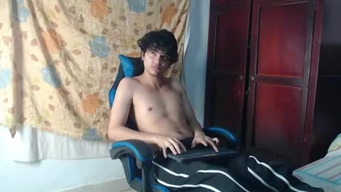 alice online show from May 12, 9:12 pm