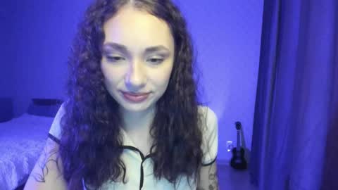 Alice online show from December 4, 11:52 am