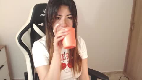 Snapshot of alice_middle01 chatting on March 11, 5:46 pm Alice online show from March 11, 5:46 pm