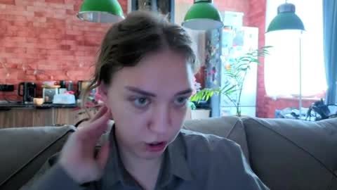 Alice online show from May 3, 2:50 am