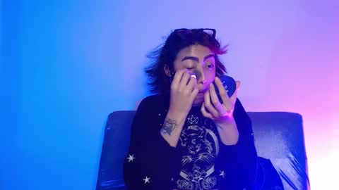 Snapshot of alice_phantom chatting on March 14, 4:29 am online show from March 14, 4:29 am