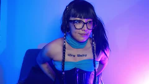 Snapshot of alice_phantom chatting on March 15, 12:49 am online show from March 15, 12:49 am