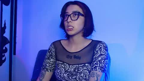 Snapshot of alice_phantom chatting on March 15, 10:38 pm online show from March 15, 10:38 pm