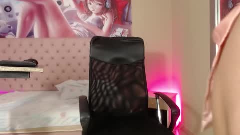 Sofia online show from February 20, 2:35 pm