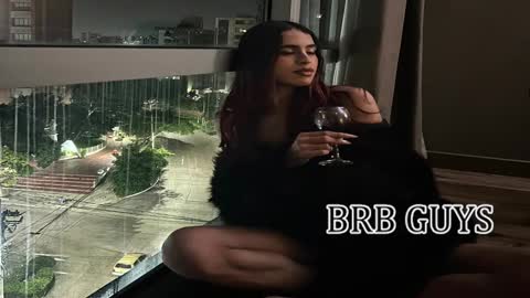 Sofia online show from October 20, 1:22 pm