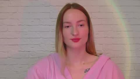 Snapshot of alice_sweet_01 chatting on December 1, 2:11 pm Alice online show from December 1, 2:11 pm