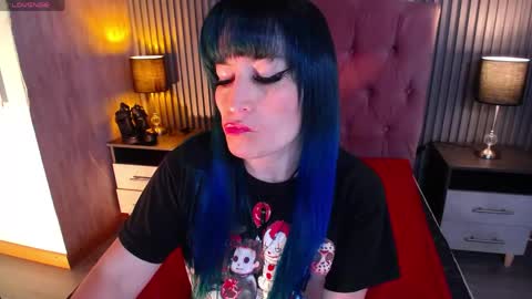 Alice online show from April 30, 7:31 pm