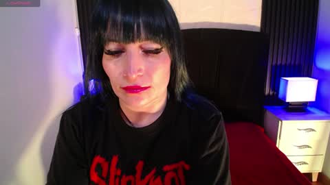 Snapshot of alice_sweetmomma chatting on June 13, 7:34 pm Alice online show from June 13, 7:34 pm