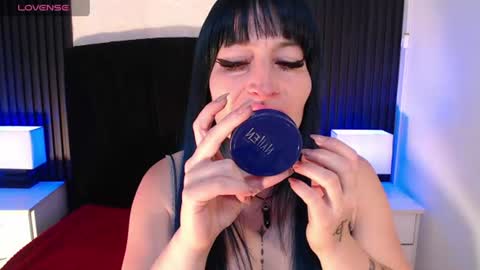 Alice online show from June 27, 8:47 pm