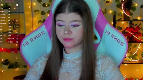 Alice online show from November 9, 10:35 am