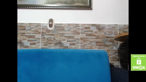 Snapshot of alice_trinity chatting on February 27, 8:20 pm Alice online show from February 27, 8:20 pm